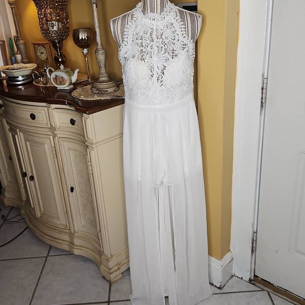 Love culture white lace romper with skirt women's size M